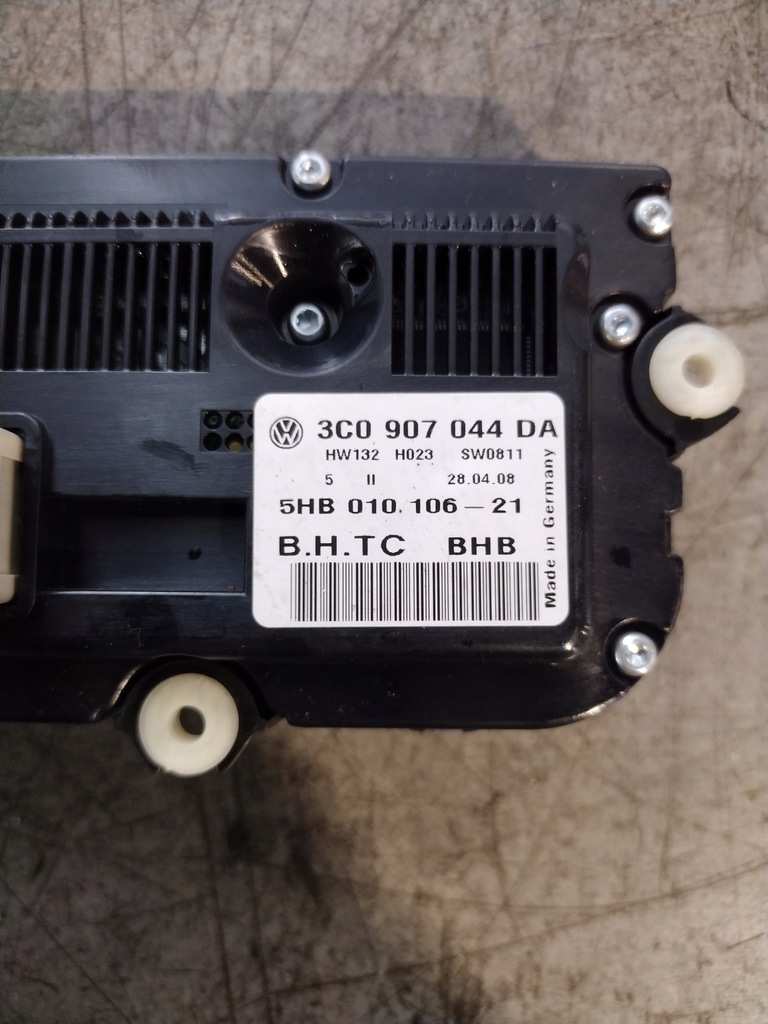фото №7, Панель обдув 3c0907044da vw passat b6