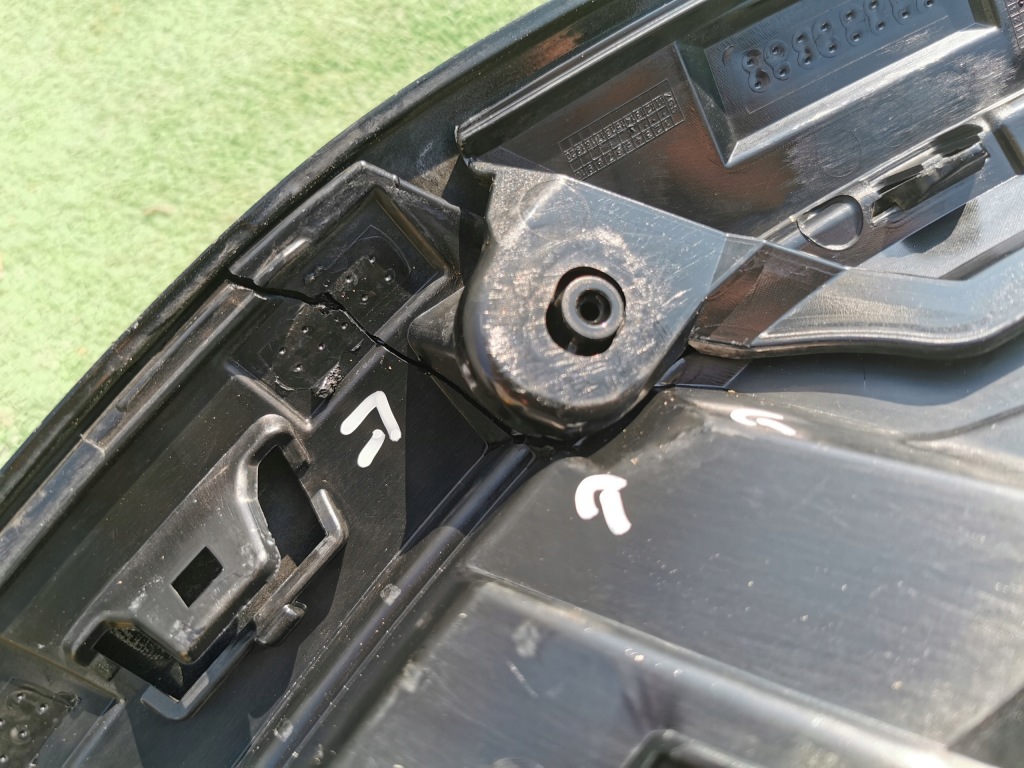 Mercedes eqb w243 захист накладка поперечина передній a2438855100 Ціна