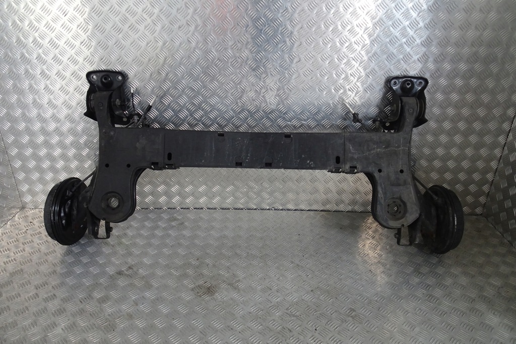 фото №1, Seat arona - балка подвеска задняя