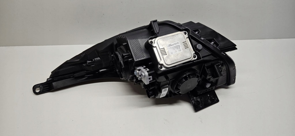 Kia niro фара full led правая  фара 92102-g5 в Украине