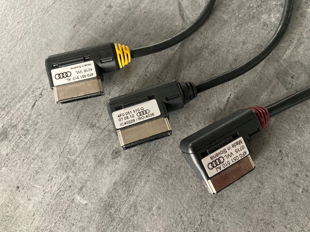 фото №1, Kabele lightning iphone ipod usb audi 4f0051510 al