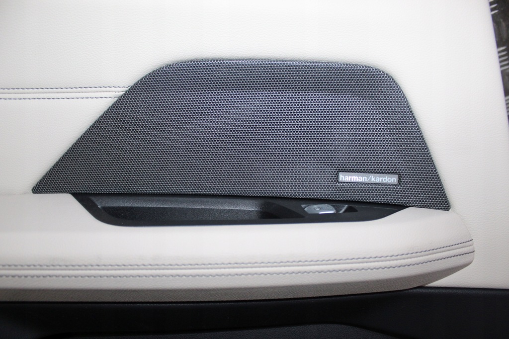 фото №12, Bmw 4 g26 gc оббивка обшивки обшивка двері задня лівий правий шкіра harman