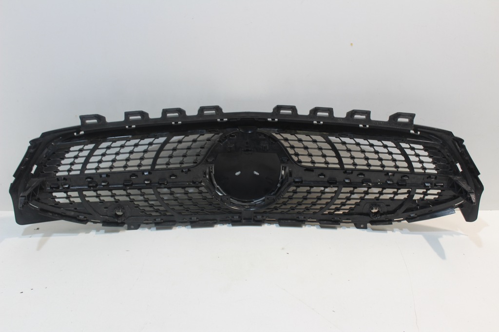 фото №6, Решётка радиатора mercedes cla 118 w118 oem