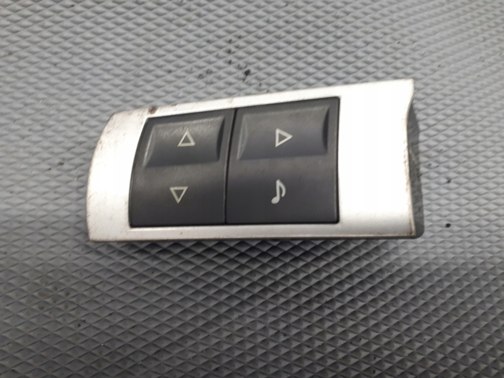 фото №9, Перемикач радіо chrysler 300c