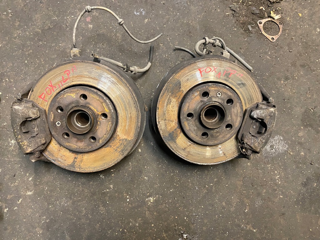 фото №1, Volkswagen fox 1,2 b поворотний кулак правий перед eu