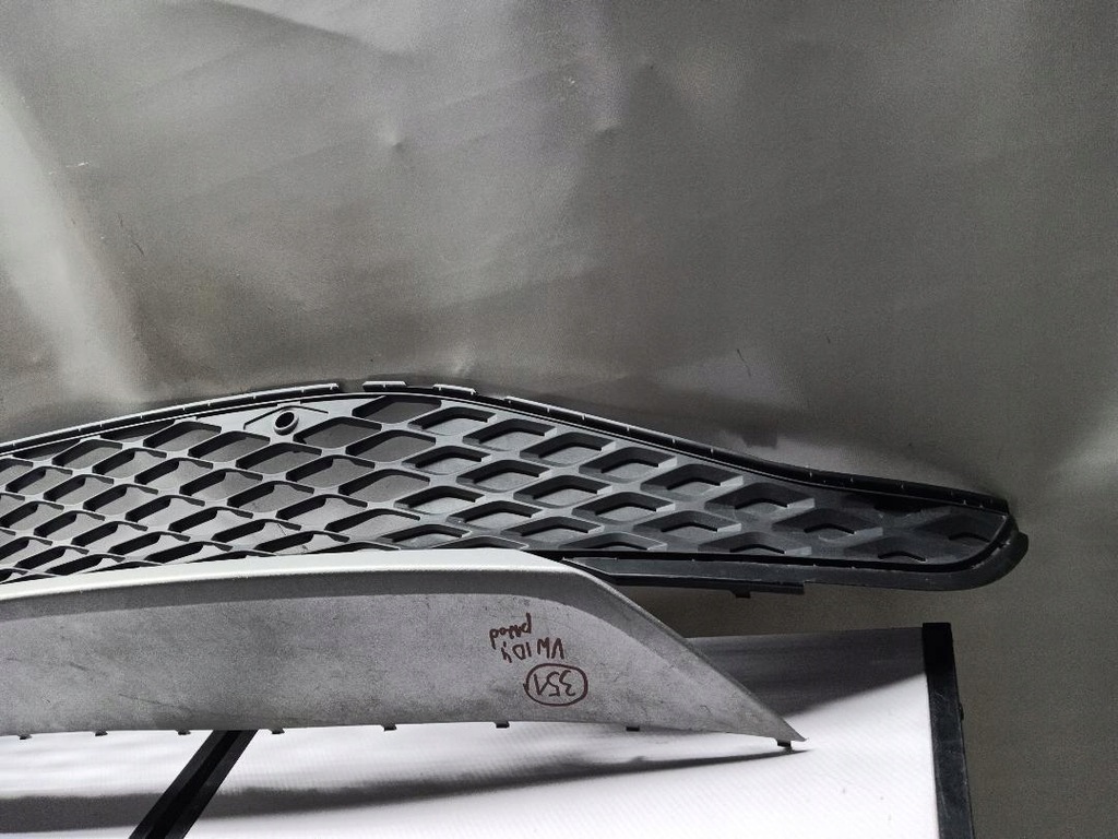 фото №6, Накладка бампера перед передня vw id 4 11a807532