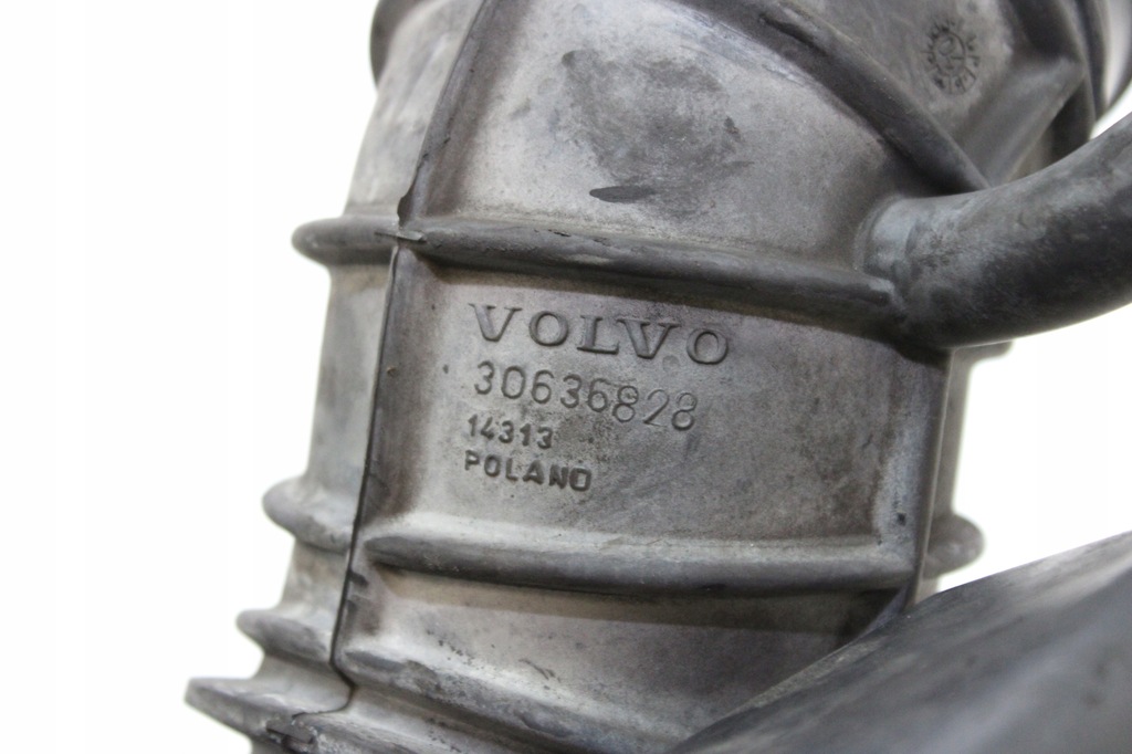 фото №6, Volvo v70 ii 2.4 труба wąż шланг повітрозабірник повітря 30636828