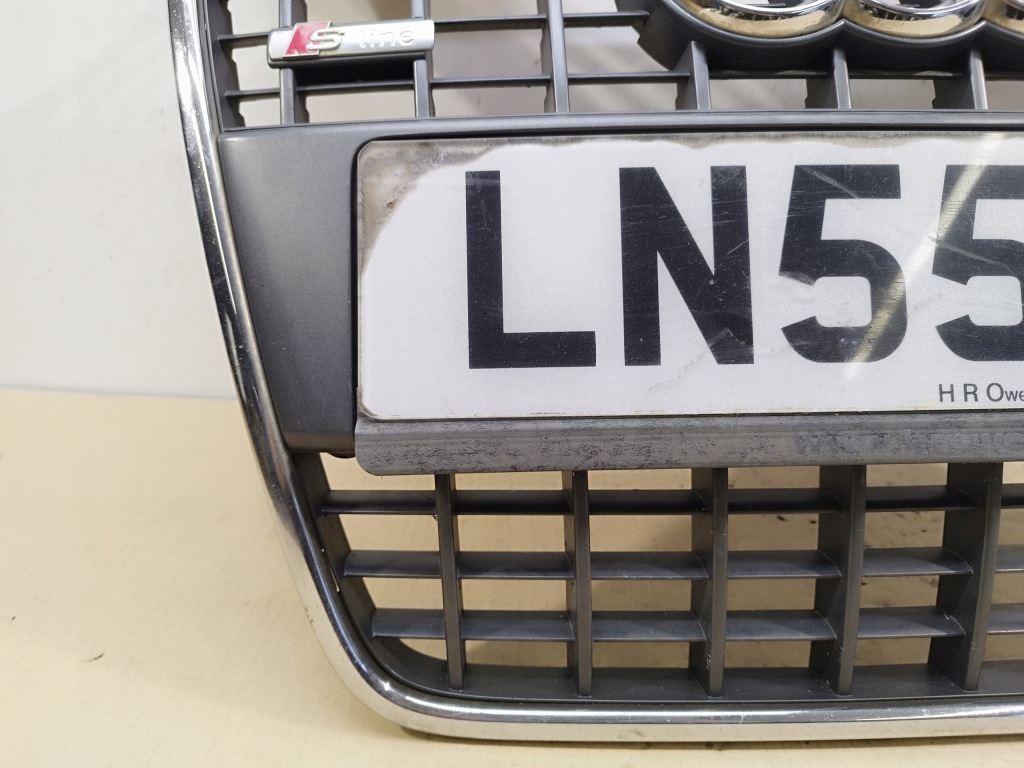 Решётка радиатора решётка радиатора бампер перед audi a4 b7 2004-2008 s-line oem 8e0853651m Недорого