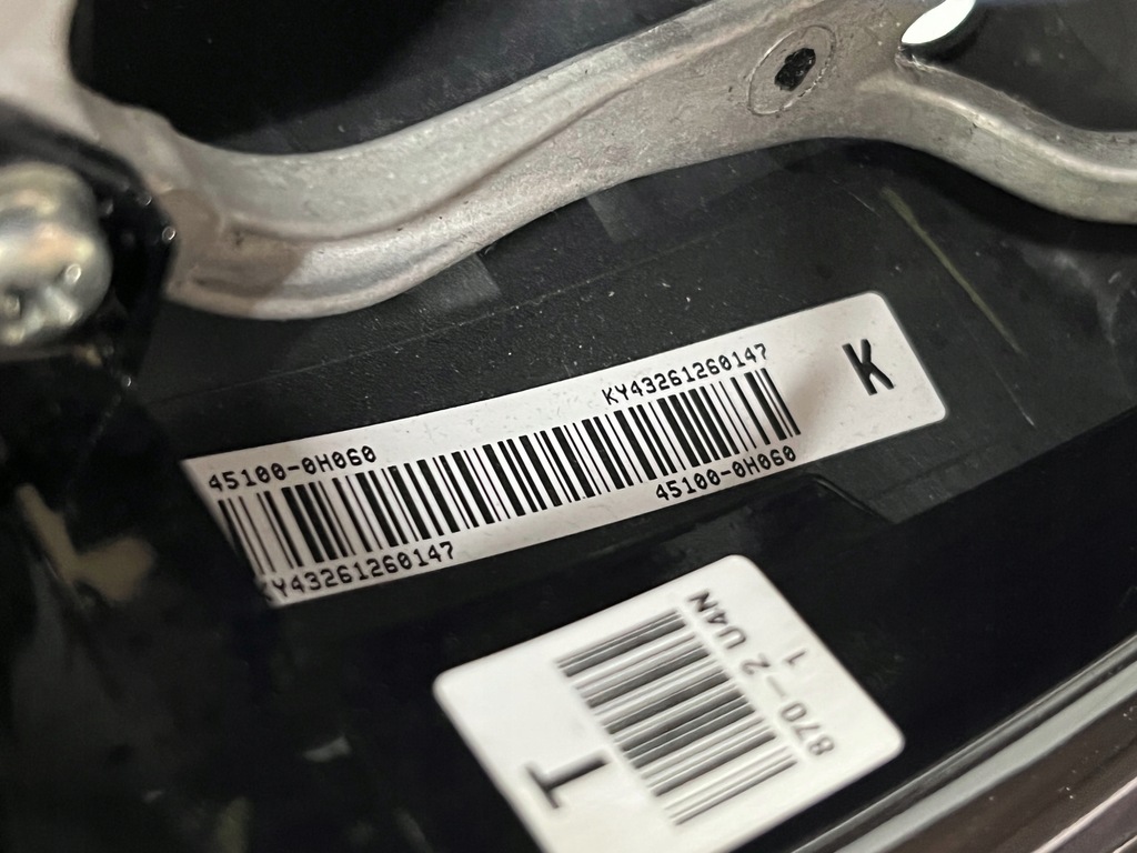 фото №10, Toyota aygo ii повітропровід шкіряний 45100-0h060