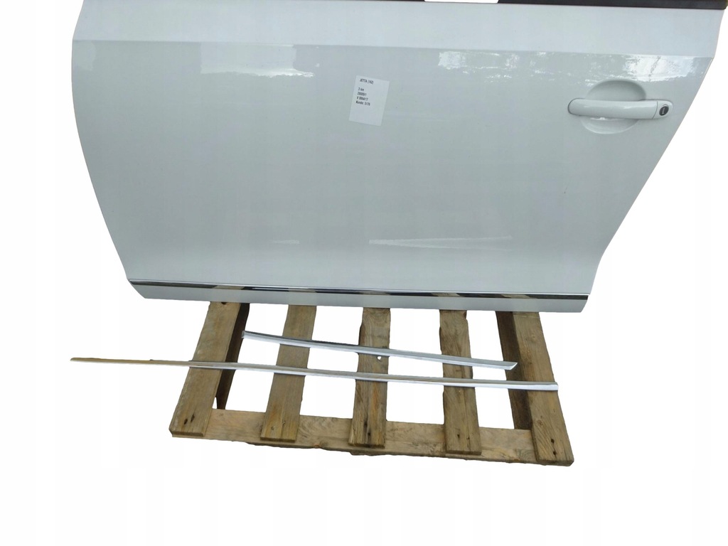 фото №1, Vw jetta 5c0 хром chromek дверь перед задняя 2017r