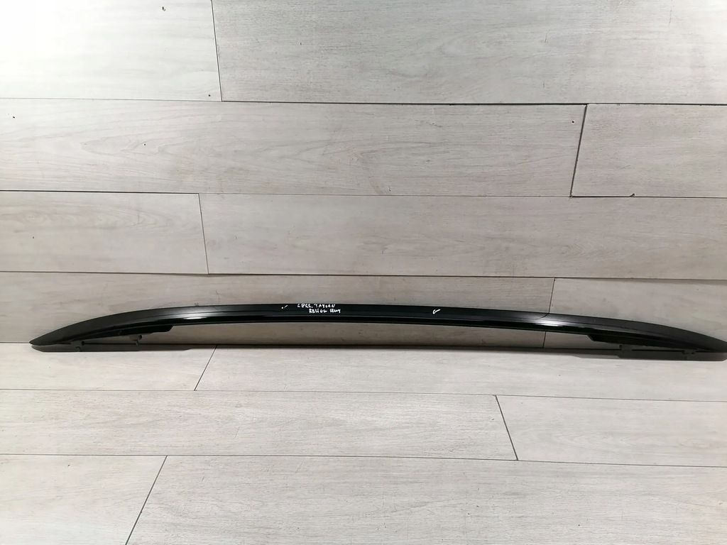 фото №1, Taycan рейлинг крышный левый 9j0860025