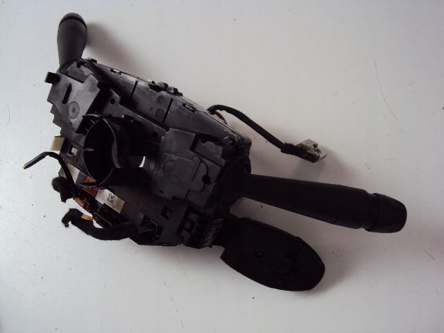 фото №5, Переключатель комбинированный peugeot 308 ii t9