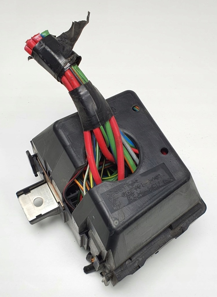 фото №2, Коробка запобіжників ford mondeo mk3