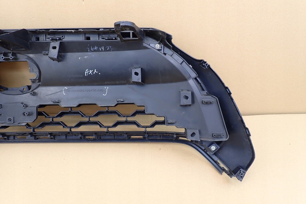 фото №10, Решётка радиатора решётка радиатора бампера перед toyota corolla cross 22- 53100-16010