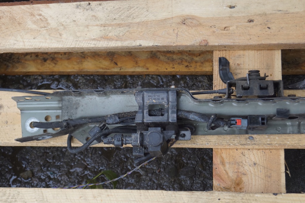 Купити Opel astra j ремінь передній підсилювач верхній