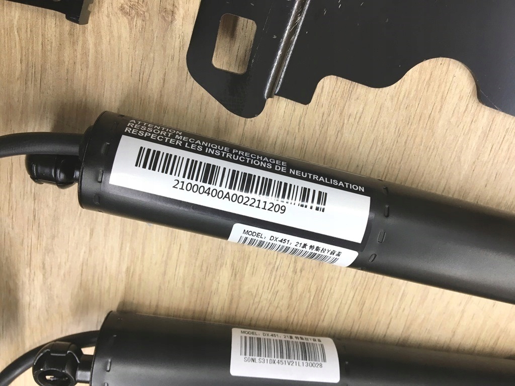 фото №10, Набір амортизатор електричний кришки багажника перед do tesla model y 2021