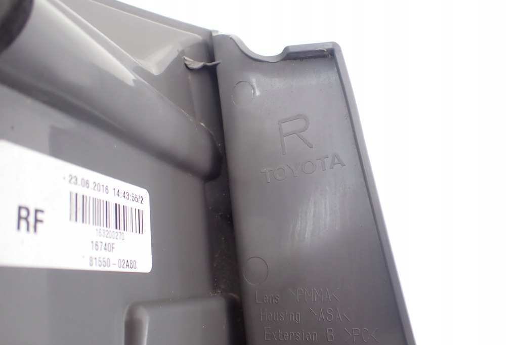 фото №10, Toyota corolla 2016-2018 оригинальный номер 81550-02a80