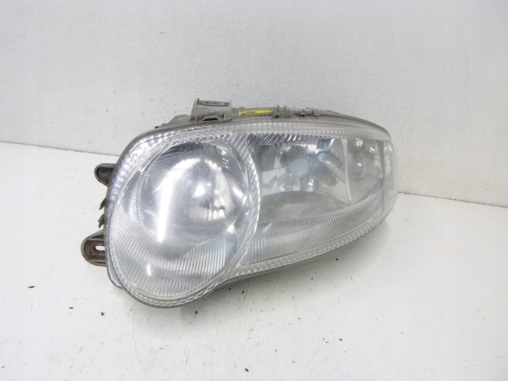фото №1, Лампа передня alfa romeo 147 2003r.