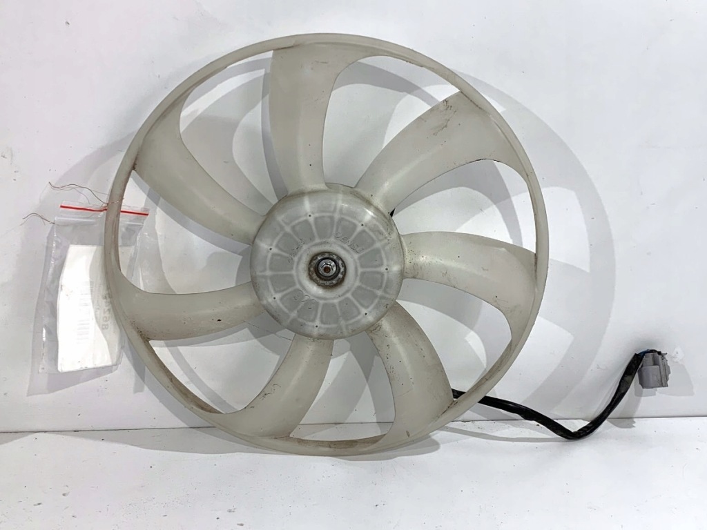 Купити Вентилятор радіатора lexus is 2.5 181km 16363-31440