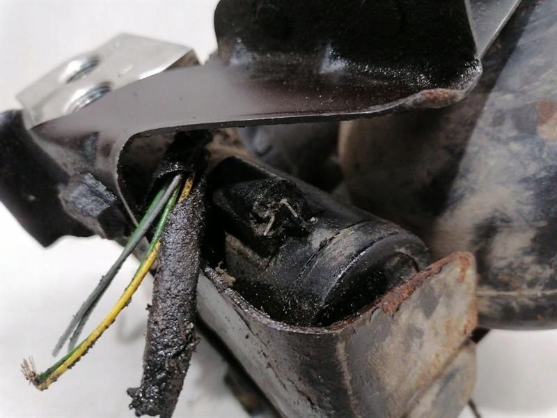 фото №7, Клапан гидравлический mercedes sl r230 a2203200358 клапан гидравлический перед ab