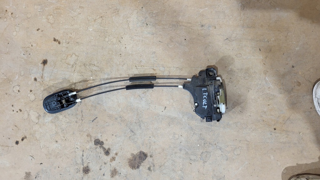 фото №6, Замок двері лівий задня mitsubishi colt vi 04-07 hb 5d 2 pin