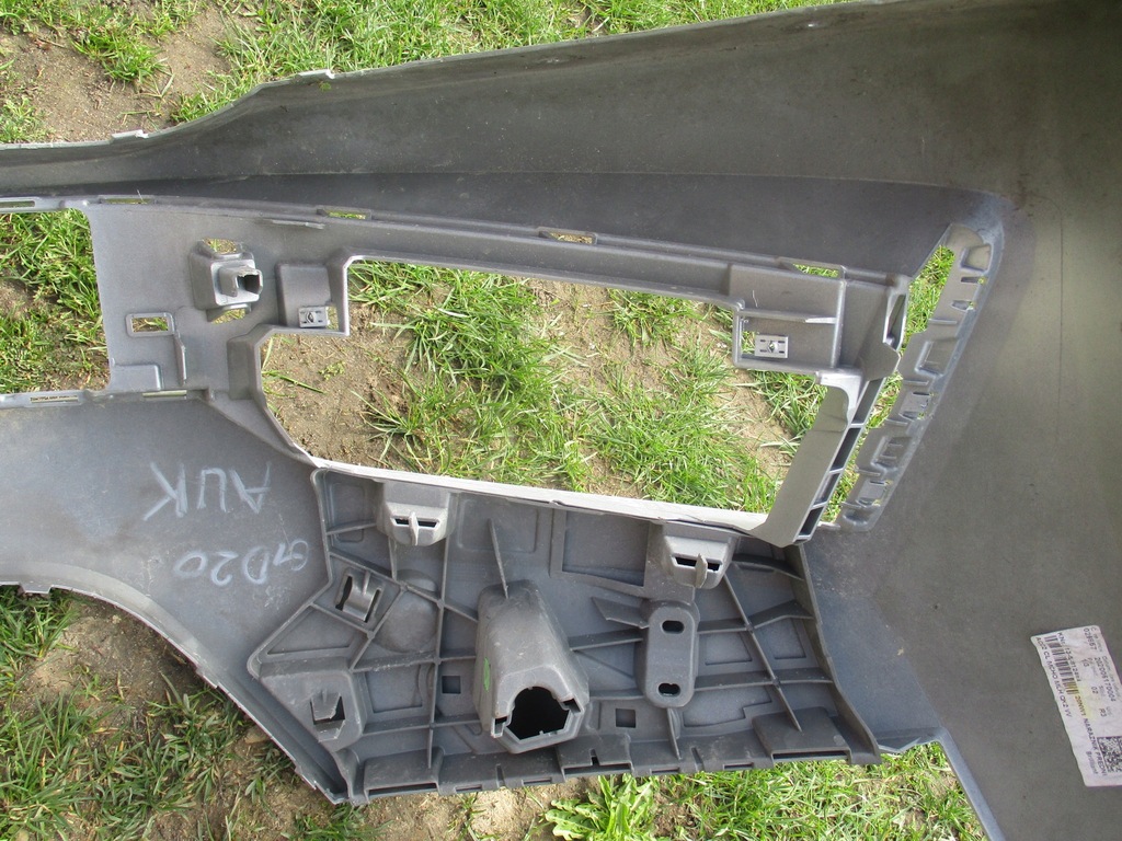 фото №9, Skoda оригинальный номер 657807221 бампер