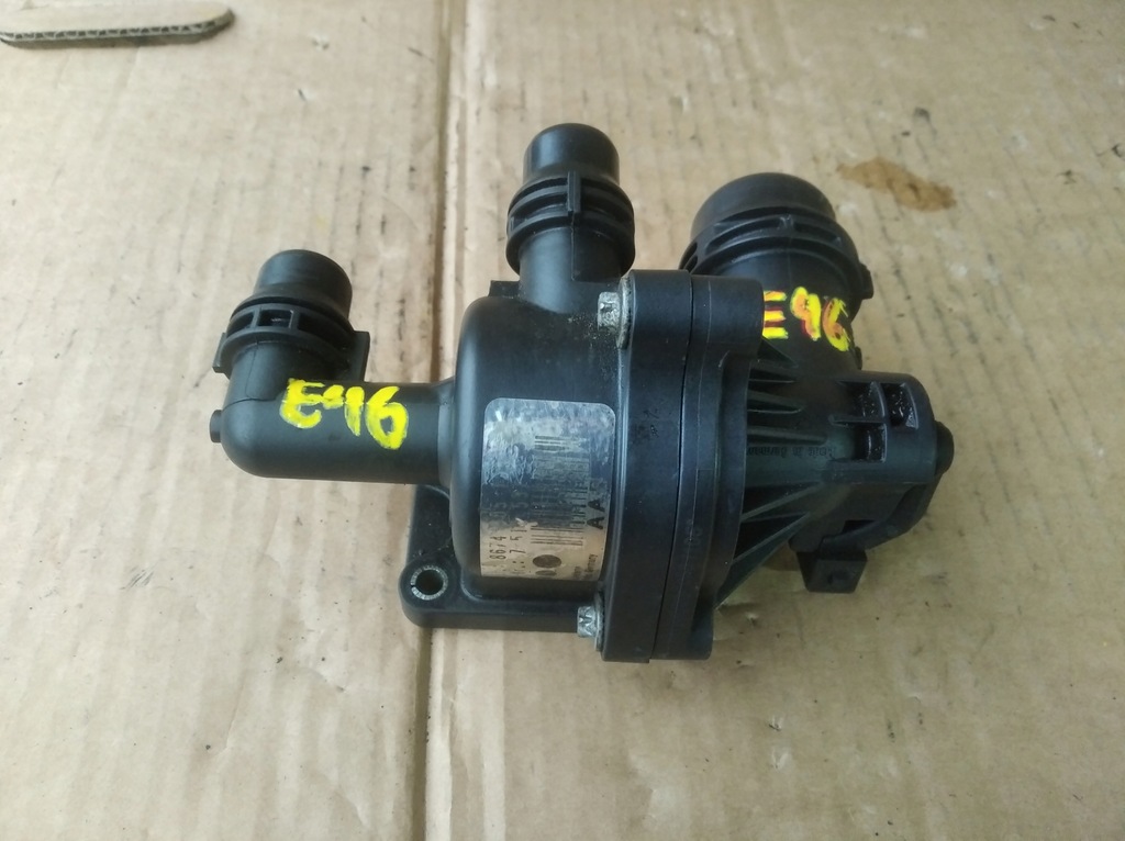 фото №1, Корпус термостата bmw e46