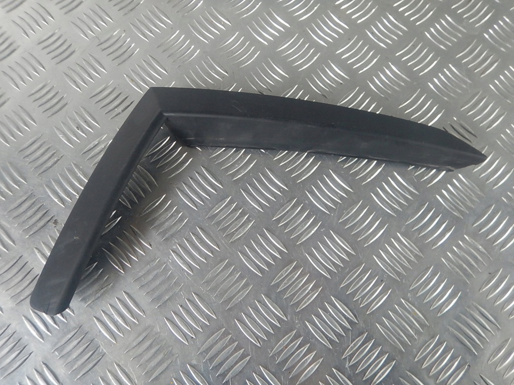 фото №1, Skoda octavia iv права молдинг бампер перед