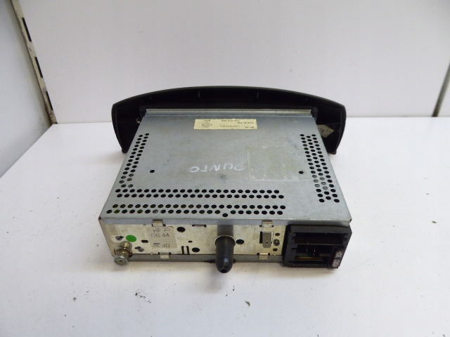 фото №6, Punto ii 188 99-03 радио заводской