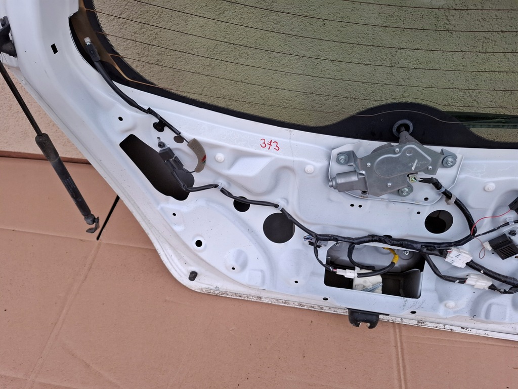 фото №12, Крышка багажника багажника nissan leaf i камера оригинал