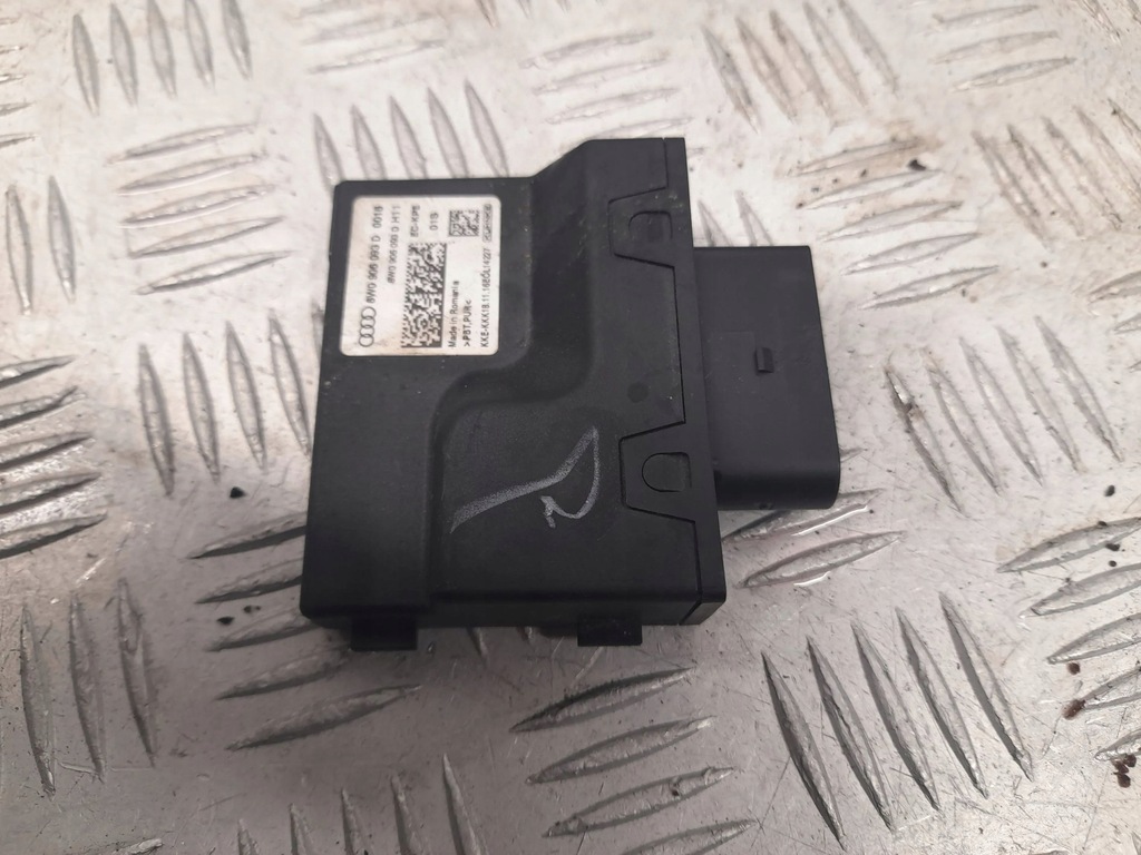 фото №1, Audi a5 8w0906093d блоки управления