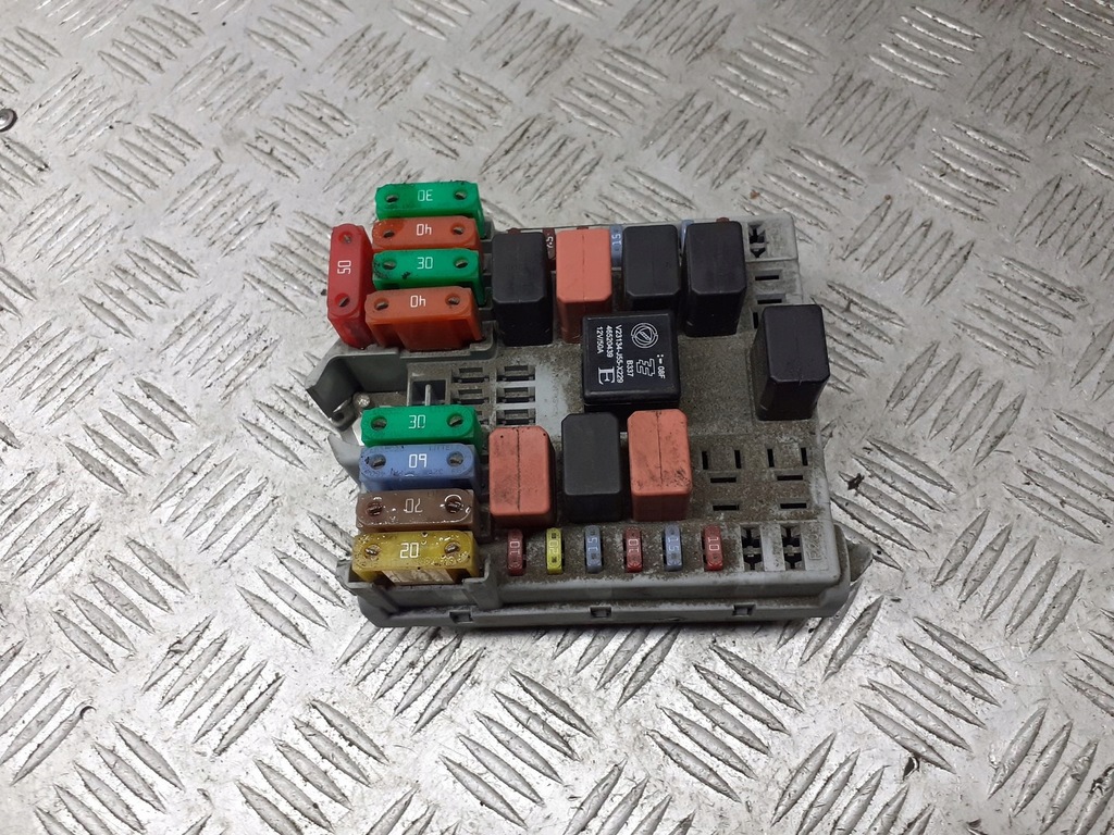 фото №1, Коробка запобіжників fiat linea 51815360