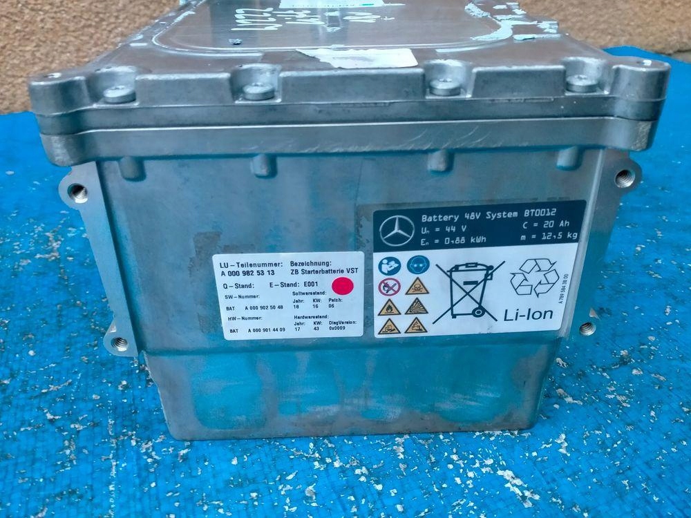 фото №8, Mercedes w222 lift a0009825313 акумулятор пусковий акумулятор гібрид