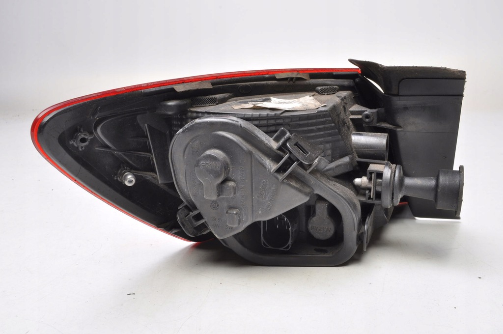 фото №9, Seat leon iii лампа права задня правий задня hb 5f0945096b