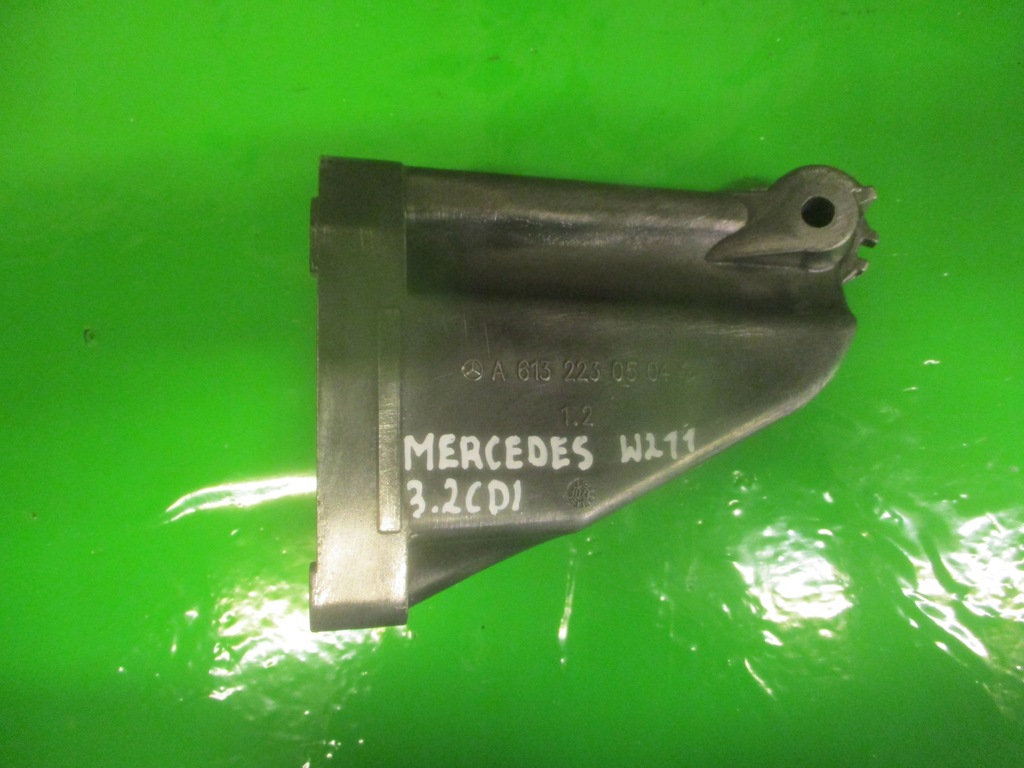 фото №1, Кронштейн двигателя кронштейн 3.2cdi mercedes w211 a648