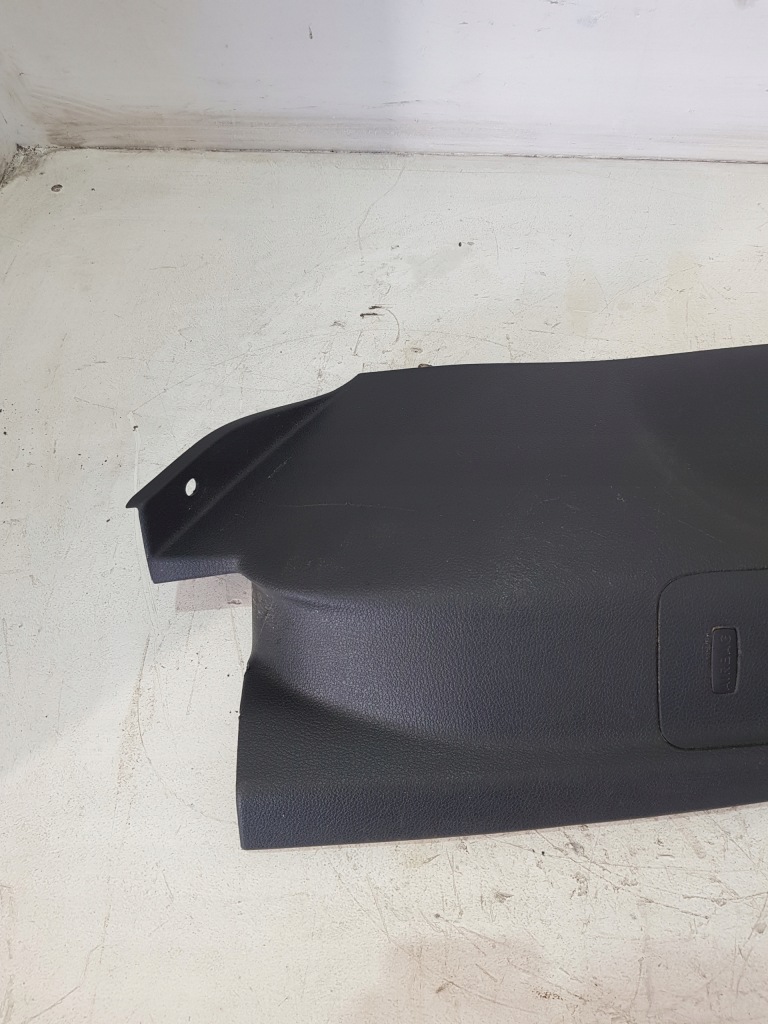 фото №6, Накладка подушка безпеки лівий задня 5n0867765d vw tiguan 5n 12r eur