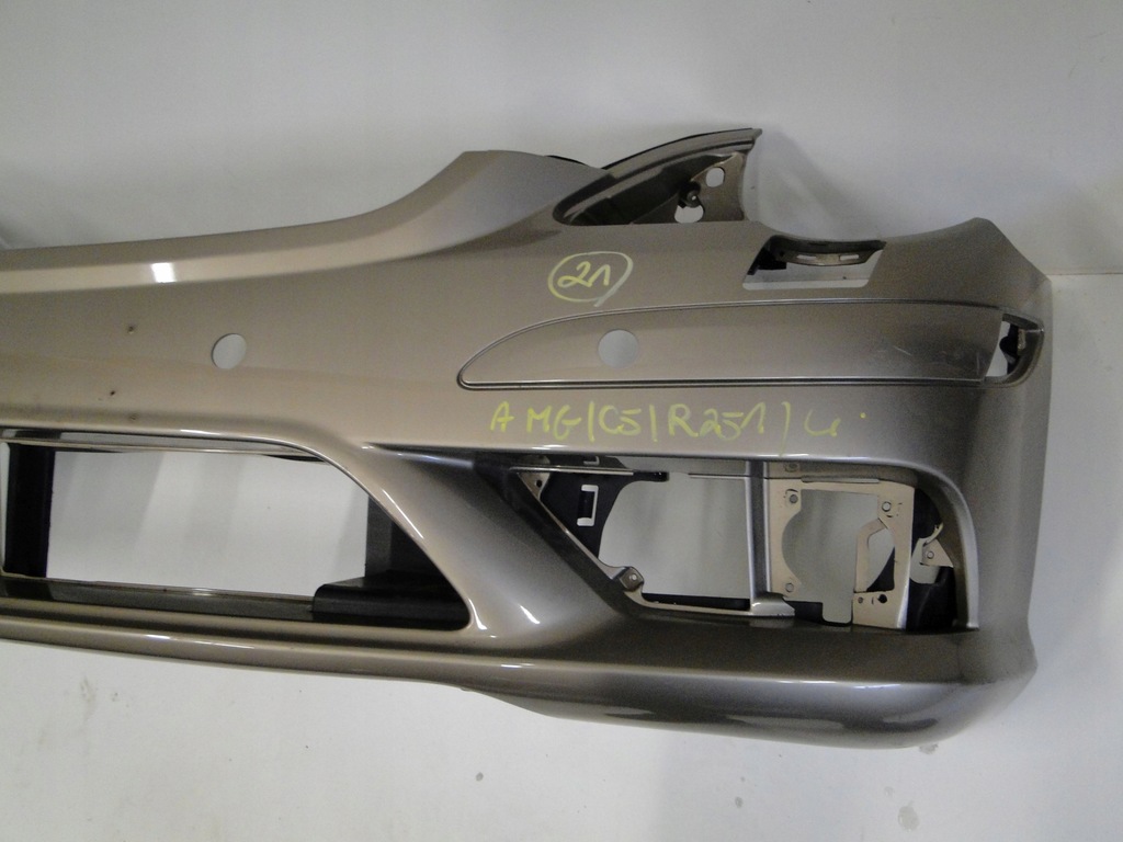 фото №5, Mercedes r klasa 251 w251 бампер передний amg sprysk pts