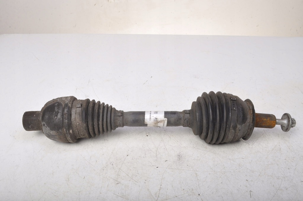 фото №6, Mercedes w176 приводной вал правая длинная 2463309100