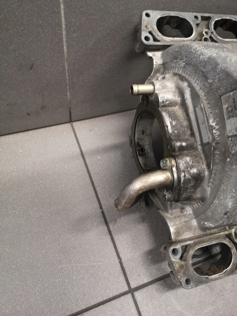 фото №12, Крышка часть нижняя коллектор audi a8 d2 4.2 fl