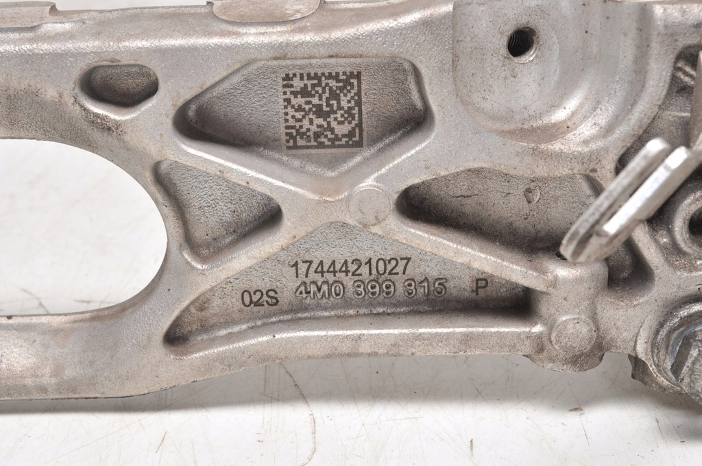 фото №7, Bentley bentayga 4.0 tdi 435km подрамник подвеска перед 50tys km