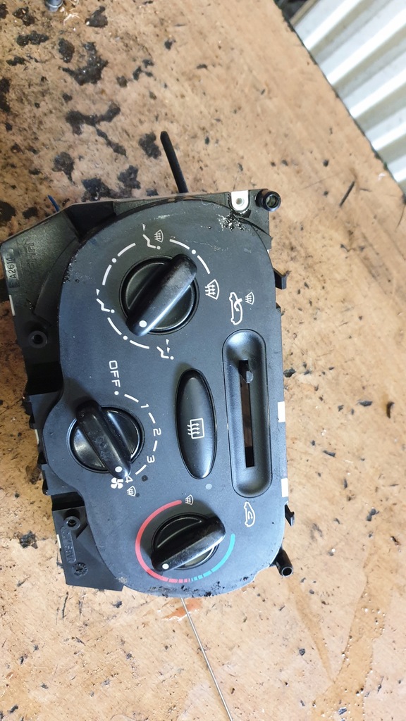 фото №1, Peugeot 206+ plus панель управление вентиляция