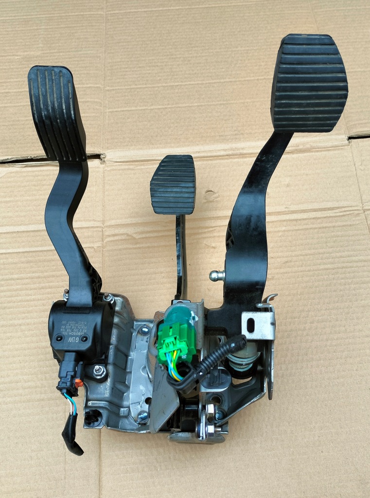 фото №1, Citroen ds4 педали padał сцепления тормоза газа