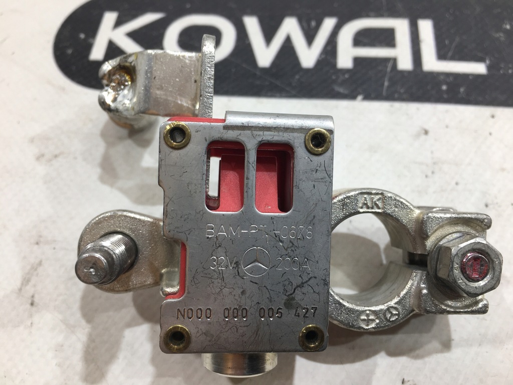 фото №5, Infiniti q30 патрон клемма плюсовая аккумулятор оригинал nowa