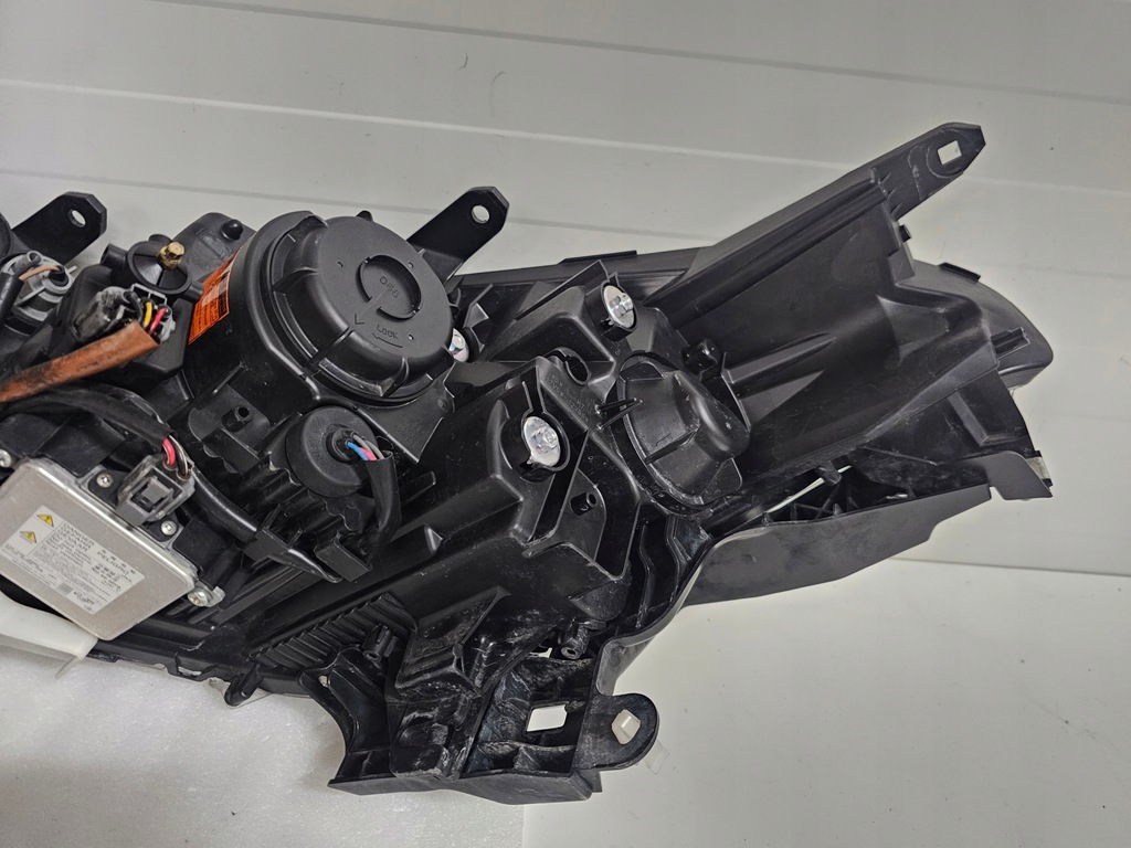 фото №7, Лампа передняя правая peugeot 4007 ксенон