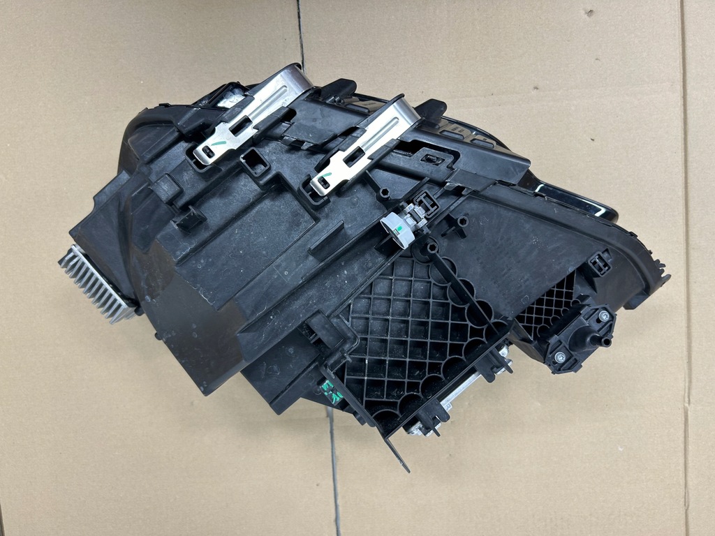 фото №7, Лампа права bmw 2 g42 full led комплектна