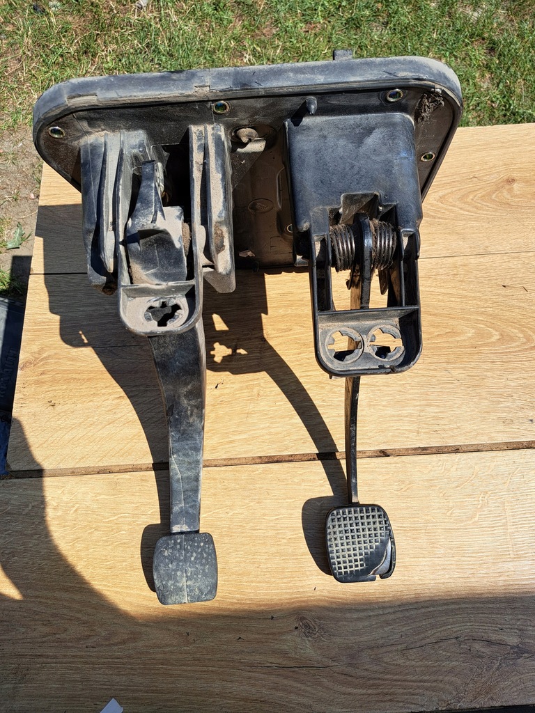 фото №1, Iveco daily основа педалей педаль гальма педаль зчеплення