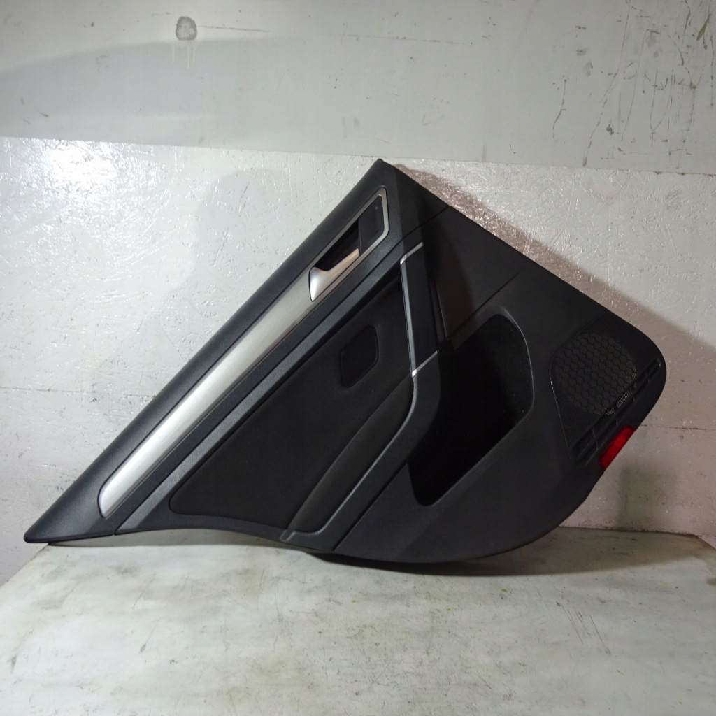 Купити Vw golf 7 vii kombi оббивка двері лівий задній