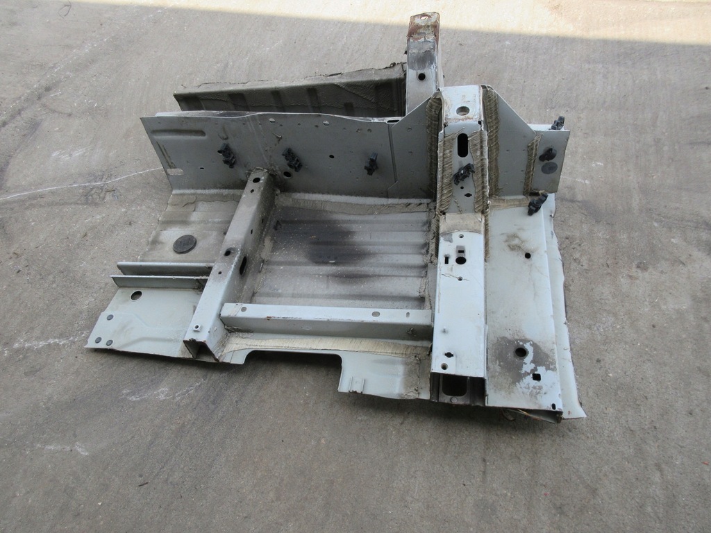 фото №16, Trafic ii 2 vivaro a лонжерон четверть блок двигателя