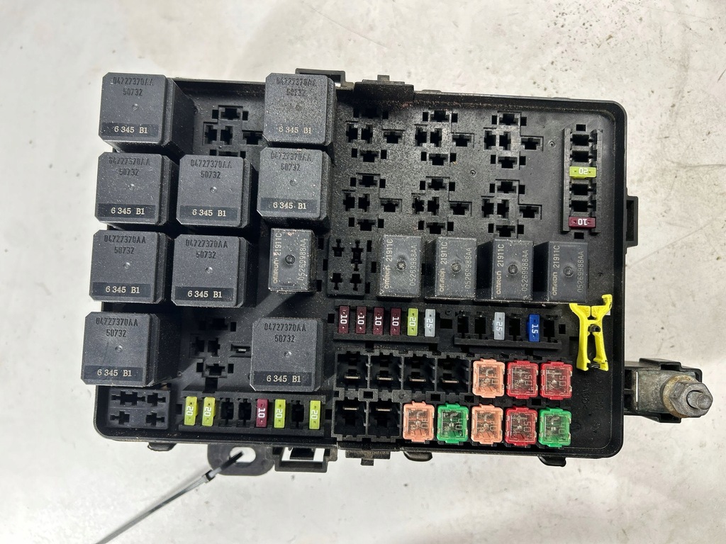 фото №6, Коробка запобіжників dodge challenger p68312194ab