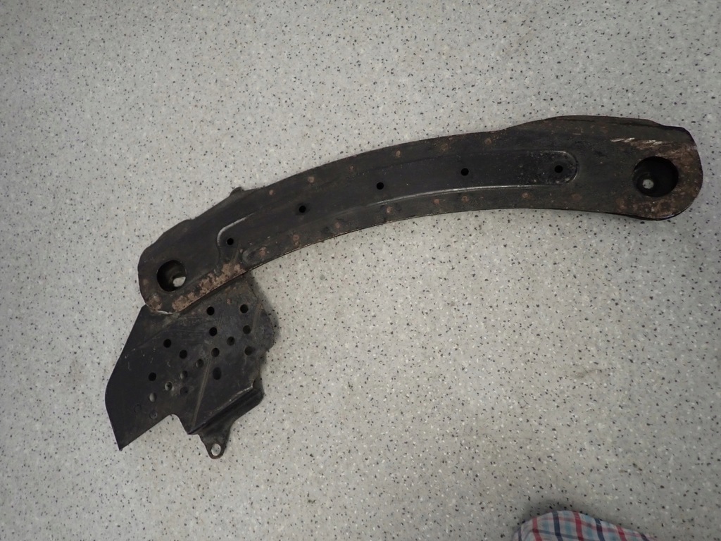 фото №7, Mazda 3 bk hb 03-08 балка поперечная кузов